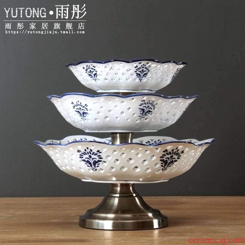 Three the layers of fruit bowl of blue and white porcelain of jingdezhen ceramic creative new Chinese style household dish tray was dessert snacks of candy