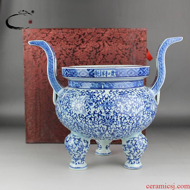 Beijing DE up jingdezhen blue and white tie up flowers and auspicious hand - made censer three - legged incense incense buner ding tea from ear to ear