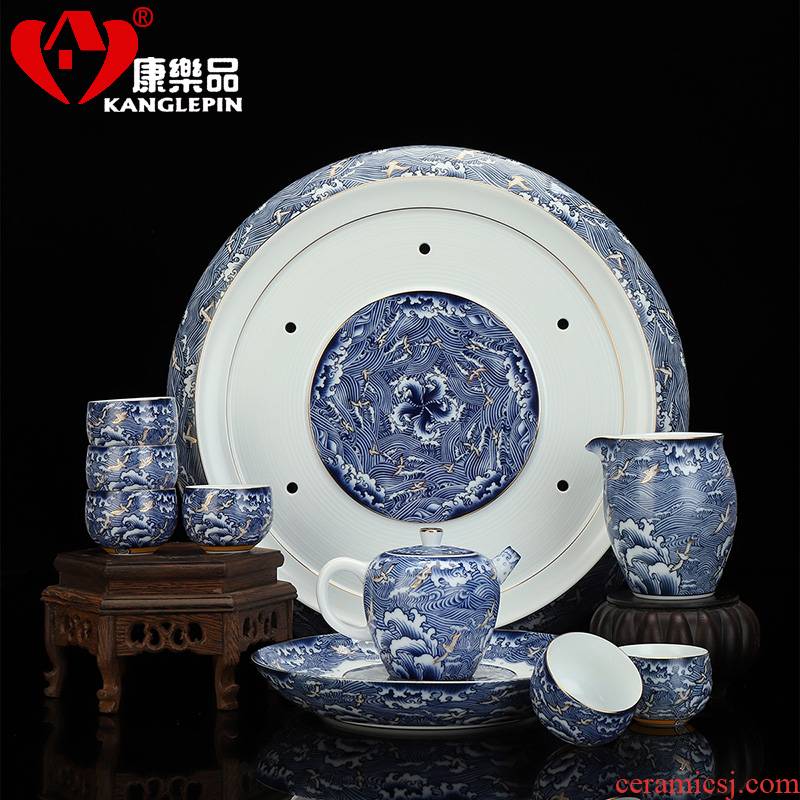 Recreational product elegance colored enamel porcelain restoring ancient ways is a complete set of kung fu tea set dry tea tray lid bowl of household