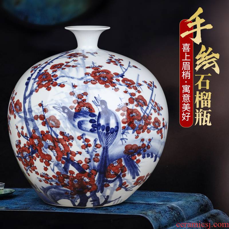 Jingdezhen ceramics beaming pomegranate bottle of new Chinese style classical household furnishing articles hand - made flower vase in the living room
