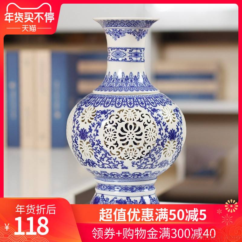 254 jingdezhen ceramic porcelain bottle manually ivory porcelain vase household decoration I household hollow out design