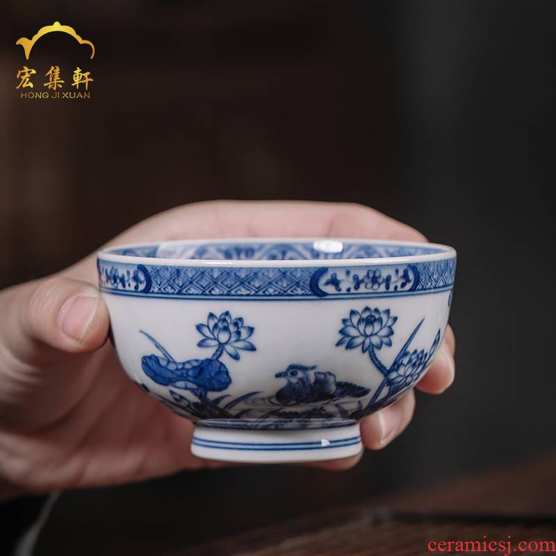 Maintain master cup of jingdezhen blue and white lotus painting of ceramic tea set single CPU hand - made teacup kung fu chai beaker