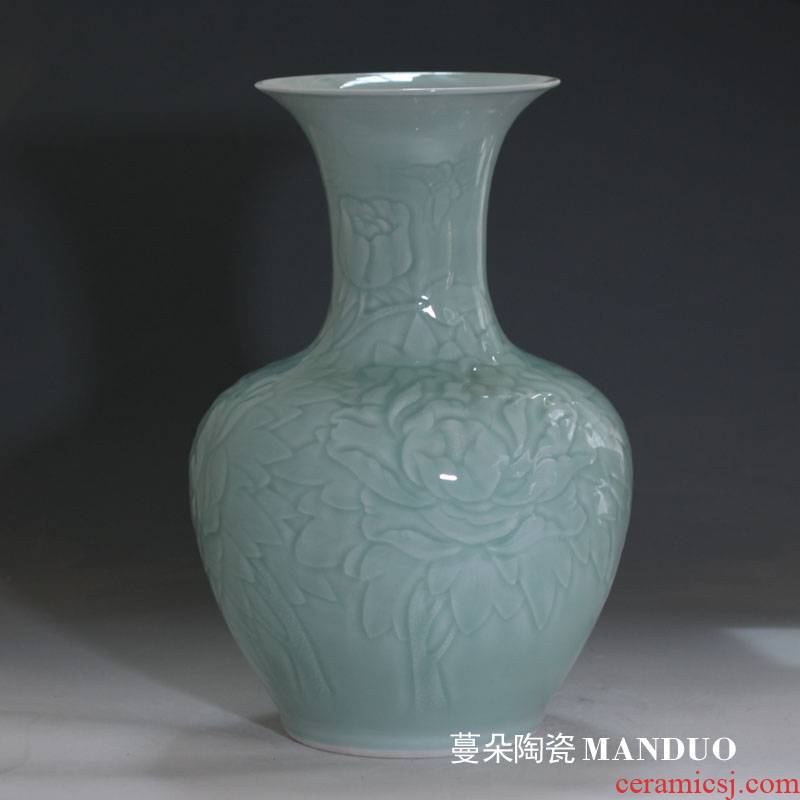 Mesa of contracted anaglyph peony vase elegant monochromatic celadon peony vases carved 40-50 cm tall vases