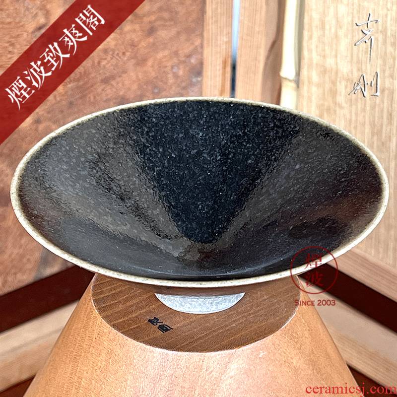 Japan 's pottery master expedition just temmoku black tea light, glass cups