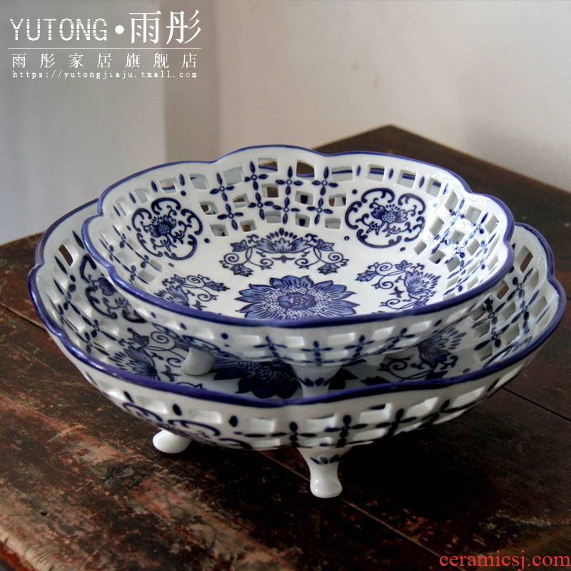 Corners of jingdezhen ceramics with household classic blue and white porcelain ceramic hollow out compote of fruit decorative furnishing articles