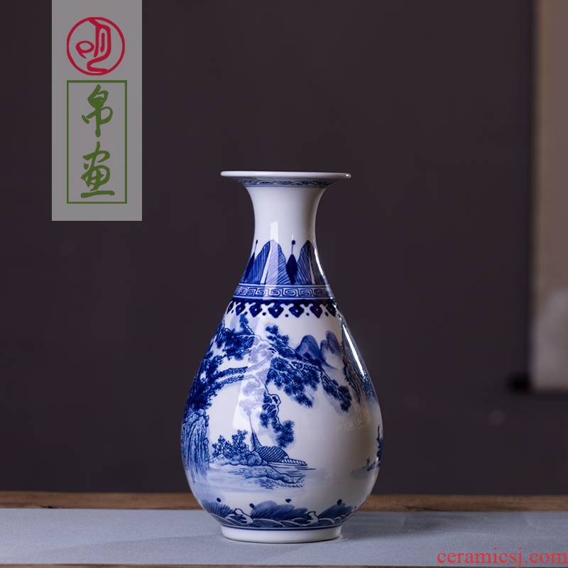 Jingdezhen ceramics antique blue and white porcelain vases, flower arrangement home sitting room adornment is placed Jingdezhen porcelain