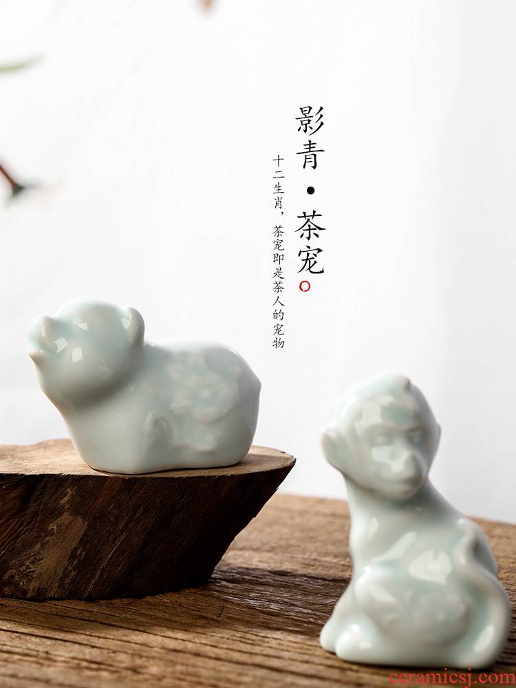 Pure manual pet jingdezhen shadow blue glaze tea worm creative tea table furnishing articles fine ceramic zodiac