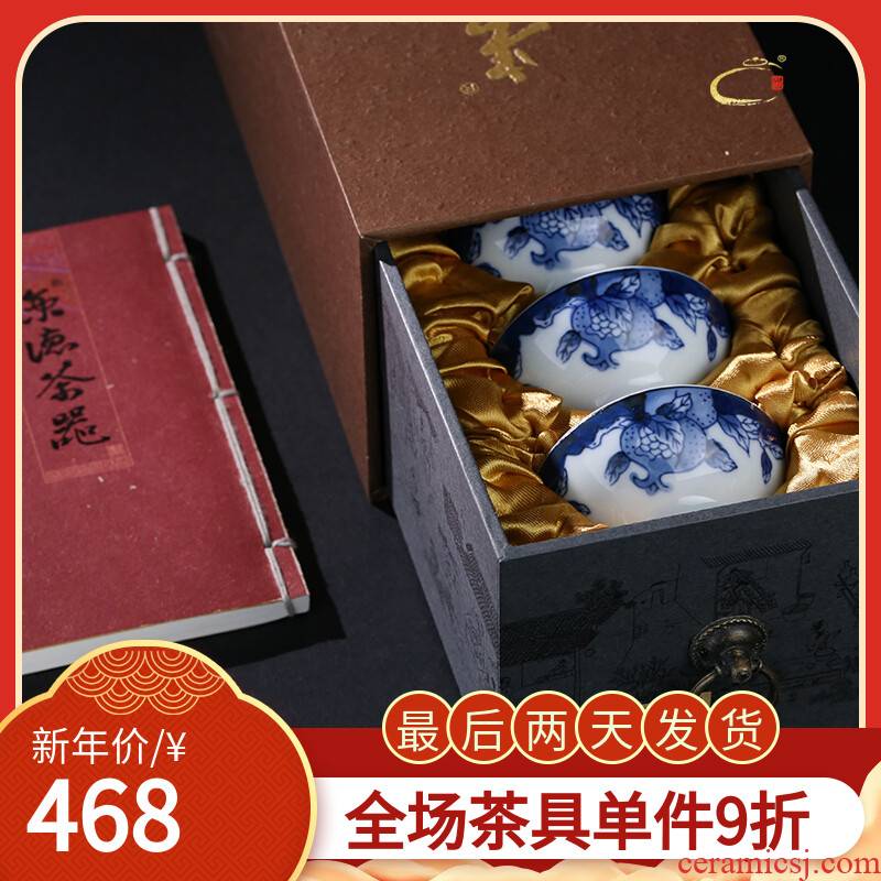 Hand high temperature ceramic and auspicious color bucket pomegranate 6 pu - erh tea cups of tea set group, a gift of a complete set of packages