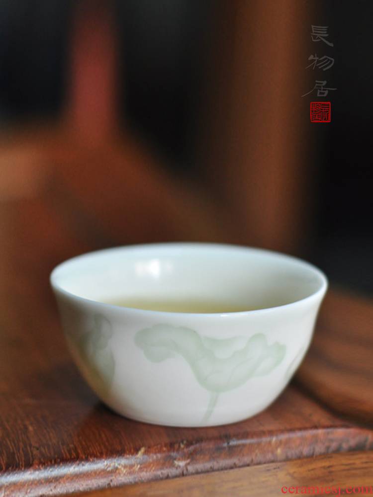 Offered home - cooked view flavour shadow green white porcelain craft dark moment in lotus sample tea cup of jingdezhen ceramic kung fu tea cups