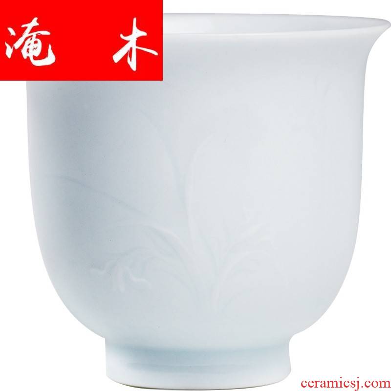 Flooded jingdezhen heap carved wood butterfly orchid sample tea cup masters cup tea thin foetus bas - relief cups fragrance - smelling cup kung fu