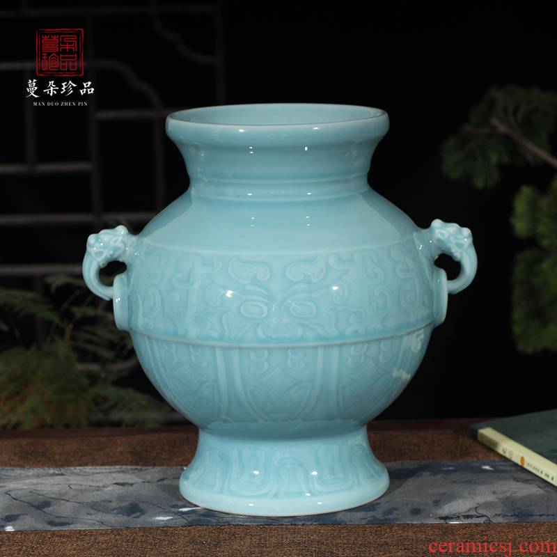 Jingdezhen shadow green elegant single glaze vase depicting archaize ceramic Chinese style classic furniture room furnishings
