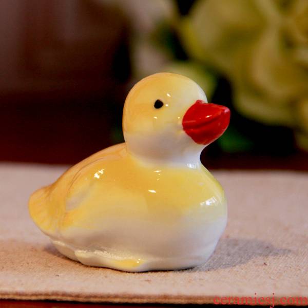 Ceramic duck fish swim world 】 【 turtle small goldfish furnishing articles can float in water and lovely