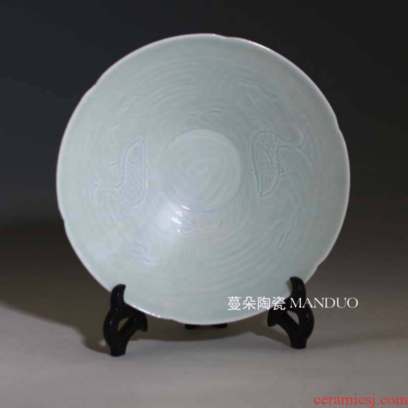 Jingdezhen shadow left up carved porcelain decoration dish baby show peony one knife mud green porcelain bowl