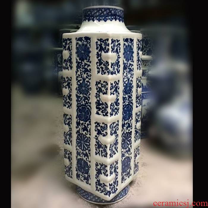 Blue and white porcelain vase square antique jade cong jingdezhen porcelain square circle within the foreign Chinese antique bottles