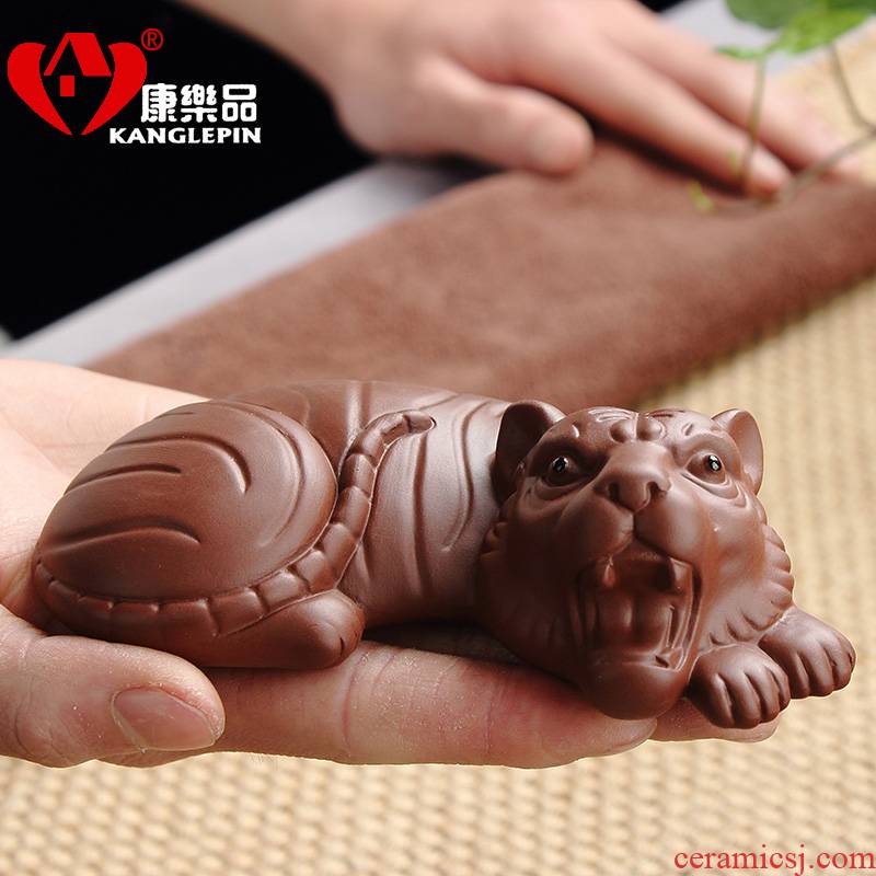 Recreational tea pet furnishing articles can keep purple sand tea from playing Chinese zodiac process cattle kung fu tea set suits for the whole family