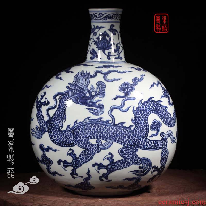 Jingdezhen blue and white sea dragon jintong hand - made long neck flat bottles of Jingdezhen blue and white dragon long - necked vase