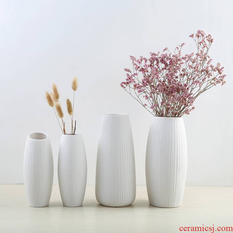 The Nordic ins wind dehua decoration crafts dried flowers flower arrangement household furnishing articles white porcelain vase