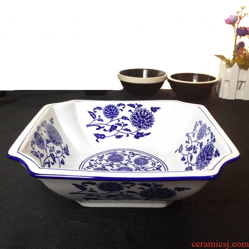 Hotel have the blue and white porcelain bowl ceramic tableware characteristics of square bowl of soup bowl rainbow such as bowl of soup bowl of household food bowl