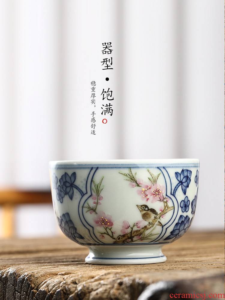 Jingdezhen hand - made peach blossom put water point master cup single cup pure manual blue - and - white kung fu tea tea set sample tea cup only