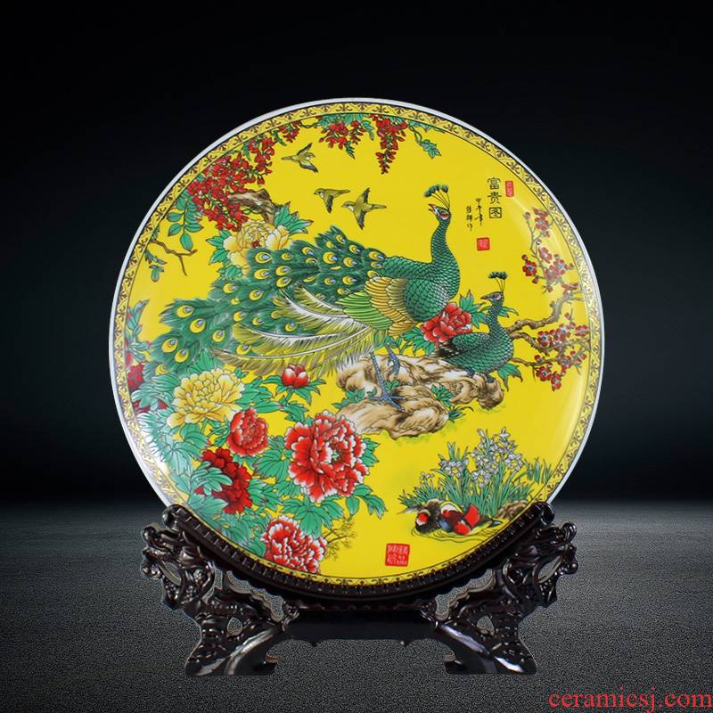 Jingdezhen ceramic powder enamel peacock sitting room porch decoration plate plate furnishing articles of Chinese style household TV ark, arts and crafts