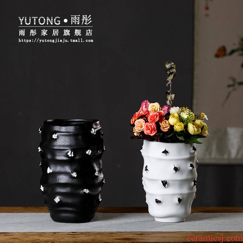Red light rain much wind ceramic vase villa between example ceramic vase sitting room place vase suits for
