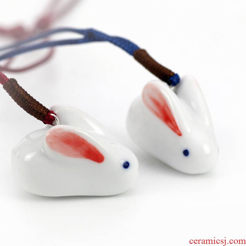 Manual ceramic decoration QingGe jingdezhen ceramic ornaments rabbit phone booth in supply chain necklace