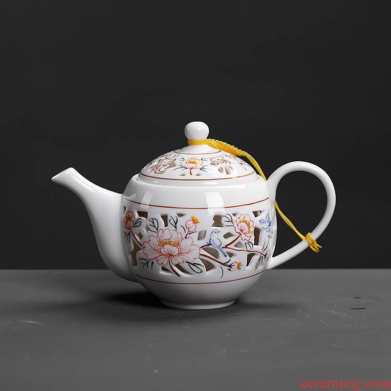Chinese wind belt filter the teapot lid with retro vintage move ceramic kunfu tea hand grasp pot of blue and white porcelain pot