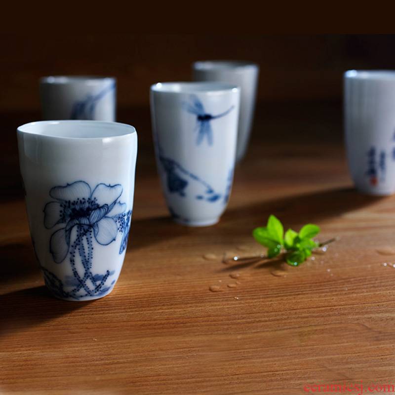 Red xin hand pull embryo blue - and - white porcelain cup hand - made porcelain to zen cup under the single CPU master cup jingdezhen glaze color