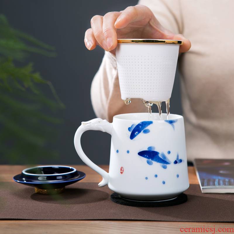 Office of pottery and porcelain cup with handle tea tea cups separation tea cup of large individual dedicated hand - made filtering cup