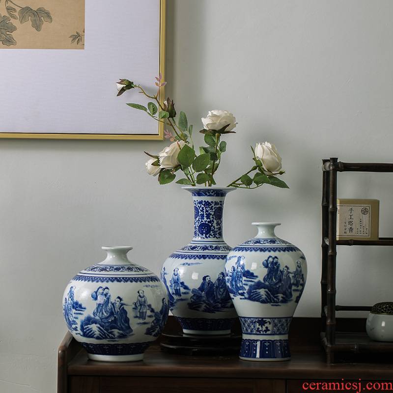 Jingdezhen ceramics modern new Chinese antique blue and white porcelain vases, flower arrangement home sitting room adornment is placed
