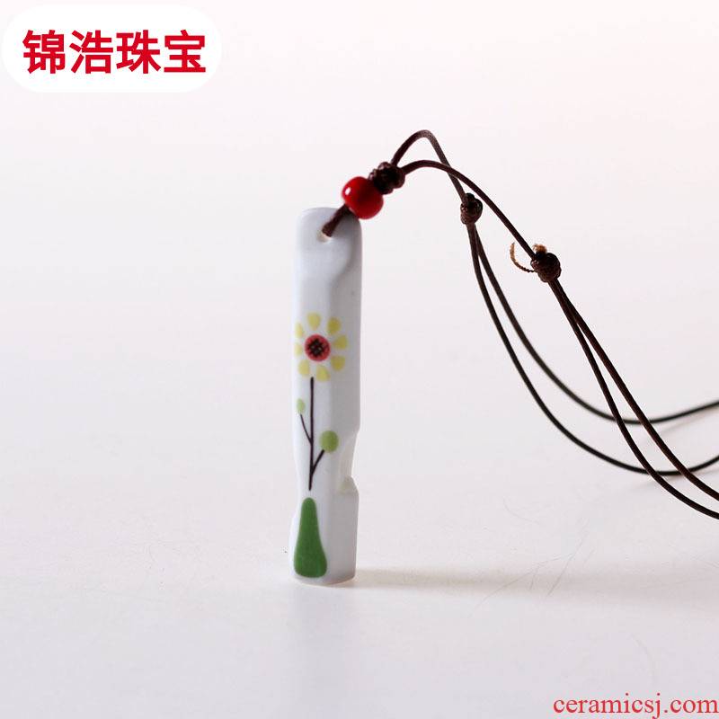 The Original ceramic pendant sunflower whistle blew adult students for the small and pure and fresh white female necklace pendant