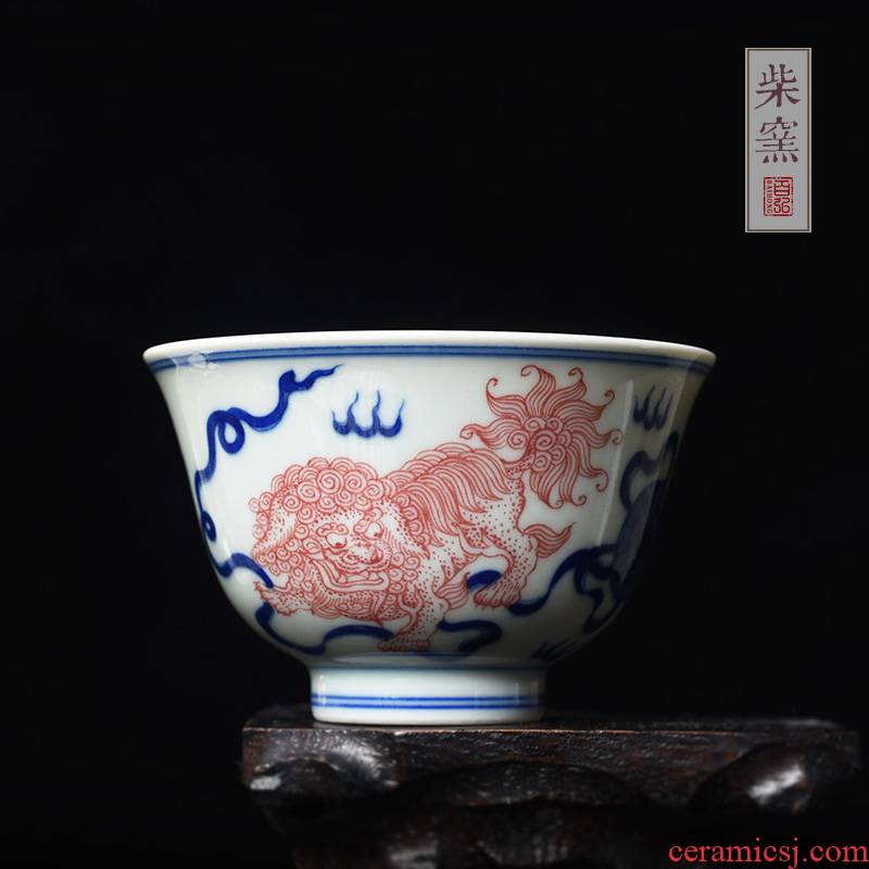 Hundreds of jingdezhen blue and white master cup single CPU hong maintain firewood teacups hand - made of red color sample tea cup double lion play ball