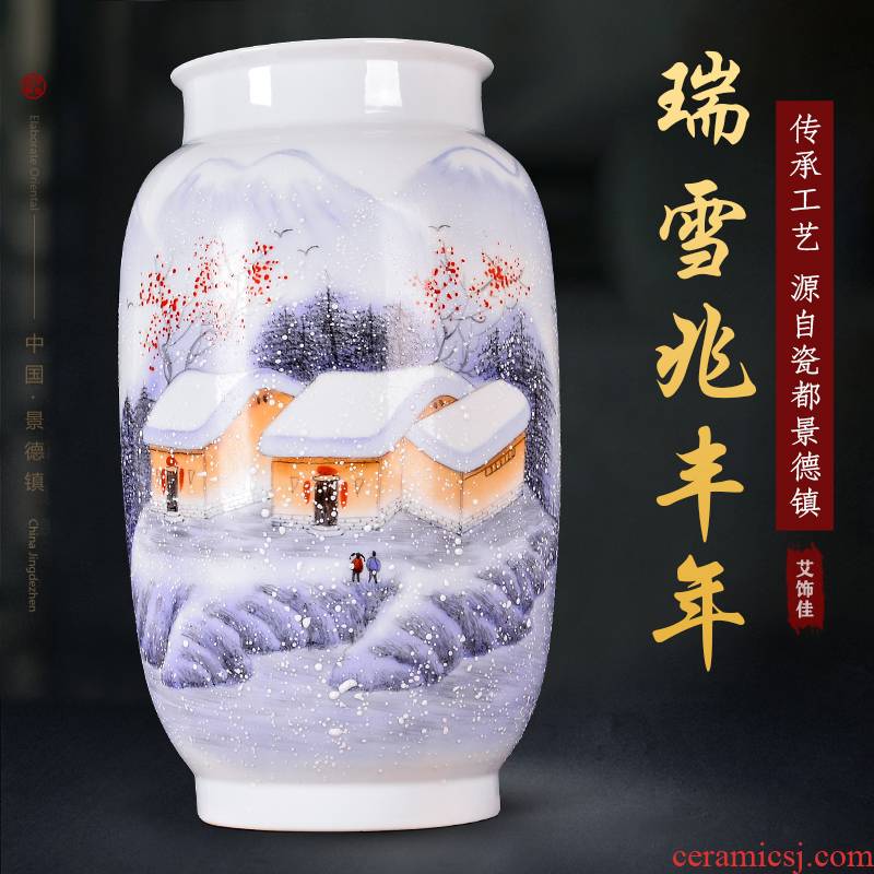 Jingdezhen ceramic hand - made snow vases, flower decoration of new Chinese rich ancient frame TV ark, crafts are sitting room