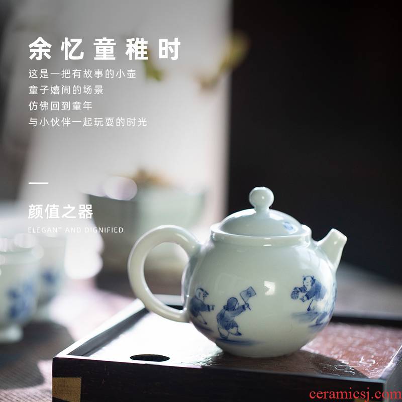 Jingdezhen mountain sound antique blue - and - white tong qu pot of 130 ml suit household the teapot