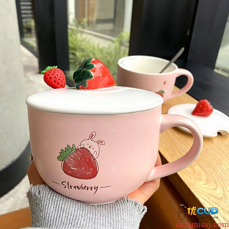 Young girl heart strawberry mark cup high - capacity wide expressions using ceramic cup of milk for breakfast cereal cup with cover spoon girl home
