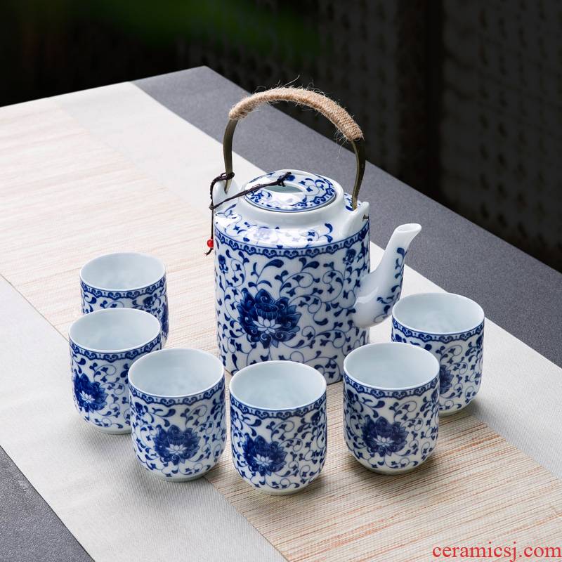 Tea set home sitting room with jingdezhen ceramic cup Chinese style suit Chinese wind cup teapot set
