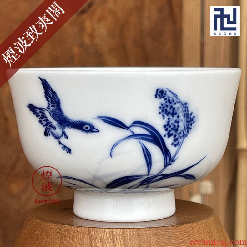Infiltrator (#) blue and white porcelain of jingdezhen nine calcinations hand - made of blue and white porcelain LuYan pressure hand a cup of tea cups