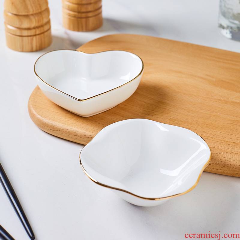 Jingdezhen ceramic small sauce up phnom penh dish creative lovely heart - shaped fruit vinegar dish of soy sauce dish of ceramic tableware home flavor dishes