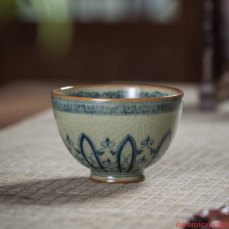 Owl up jingdezhen blue and white old manual hand - made tea maintain clay cups master single cup painting of the heart cup