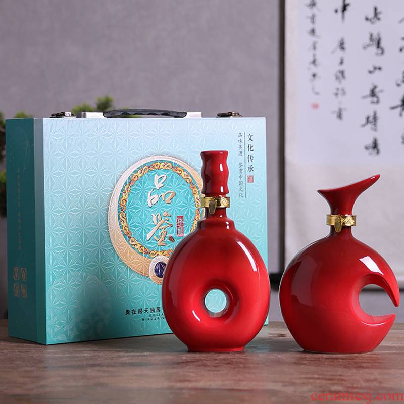 An empty bottle of jingdezhen ceramic gift boxes home 1 catty creative Chinese liquor jar of archaize wind sealed flask