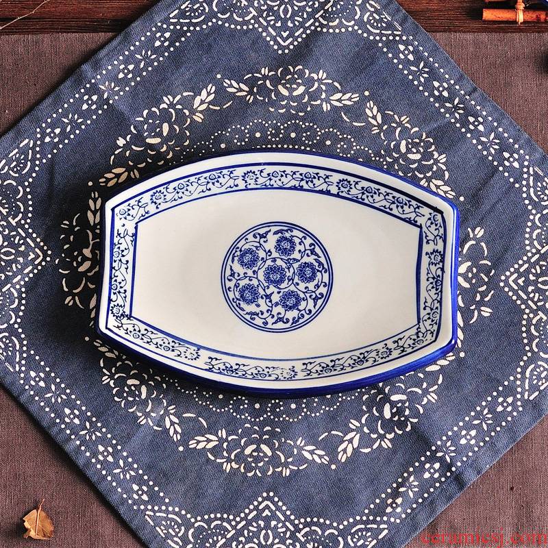 Blue and white porcelain lotus flower waist drum plate of cold dish special dishes