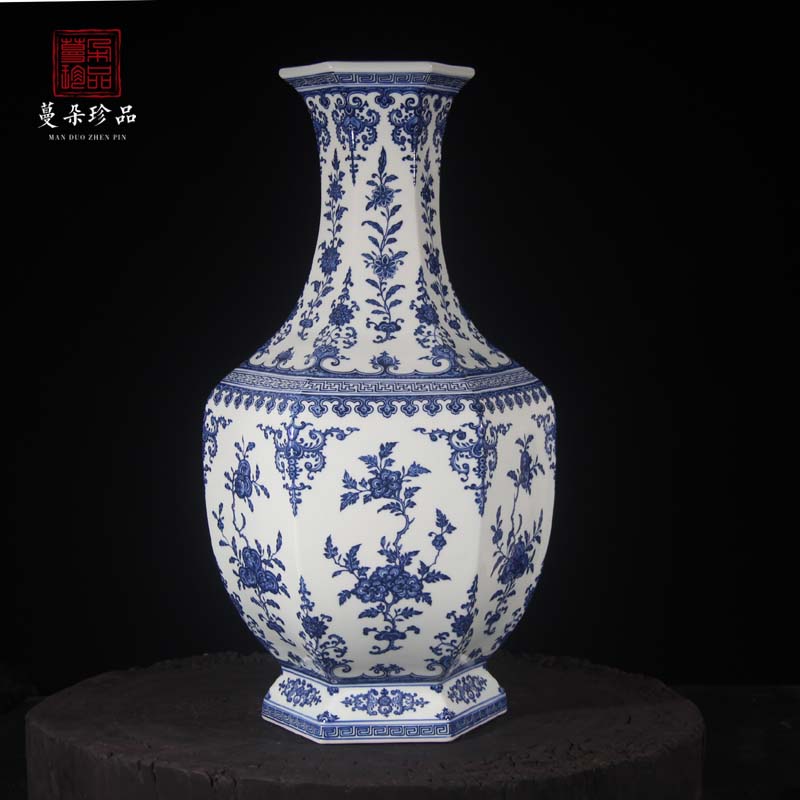 Jingdezhen imitation qianlong six sides prismatic xiantao porcelain vases high - grade pure manual display classical classic vase