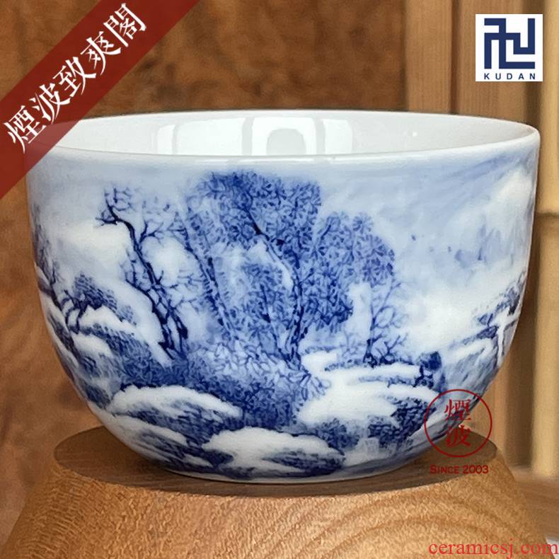 Jingdezhen blue and white snow scenery nine calcinations hand - made porcelain wonderful hand cups chicken cylinder cup