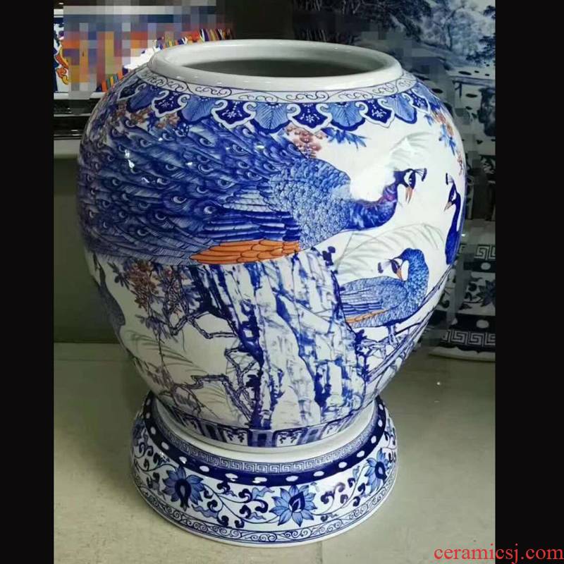 Jingdezhen pure manual painting guppy aquarium sitting room painting and calligraphy calligraphy and painting cylinder cylinder cylinder with feet