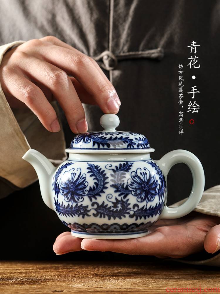 Checking porcelain teapot single pot of jingdezhen hand - made bound lotus flower ceramic tea pot of restoring ancient ways from the teapot