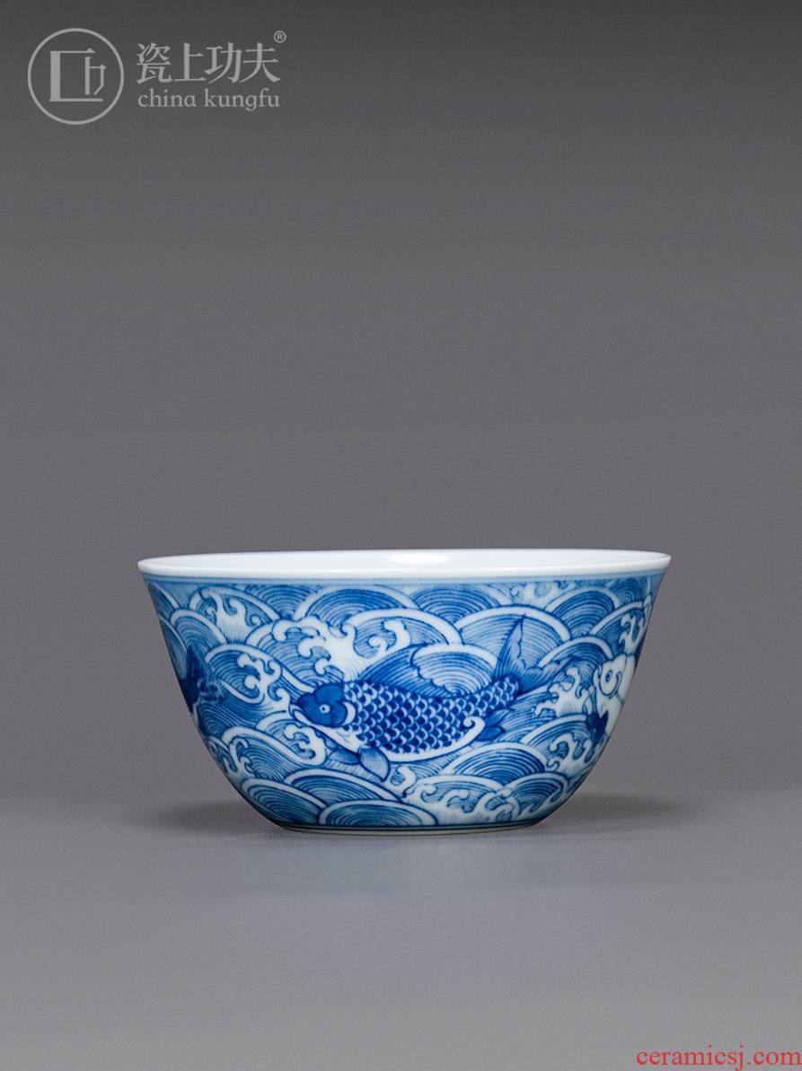 Jingdezhen blue and white master cup pure manual hand - made of high - end small tea cups like a duck to water blue and white porcelain sample tea cup
