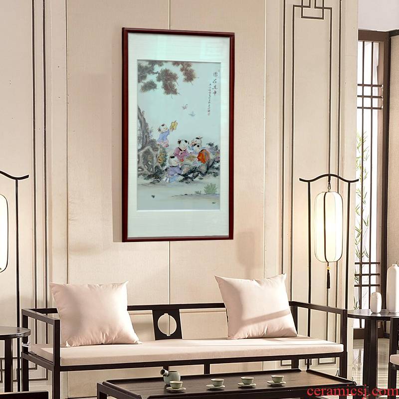 Jingdezhen porcelain plate painting enamel Chinese study solid wooden frame, hang a picture to the sitting room porch ceramic decoration