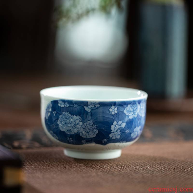 Stimulation Qin Qiuyan blue a flower RuYiBei jingdezhen manual master cup single CPU ceramic cups sample tea cup