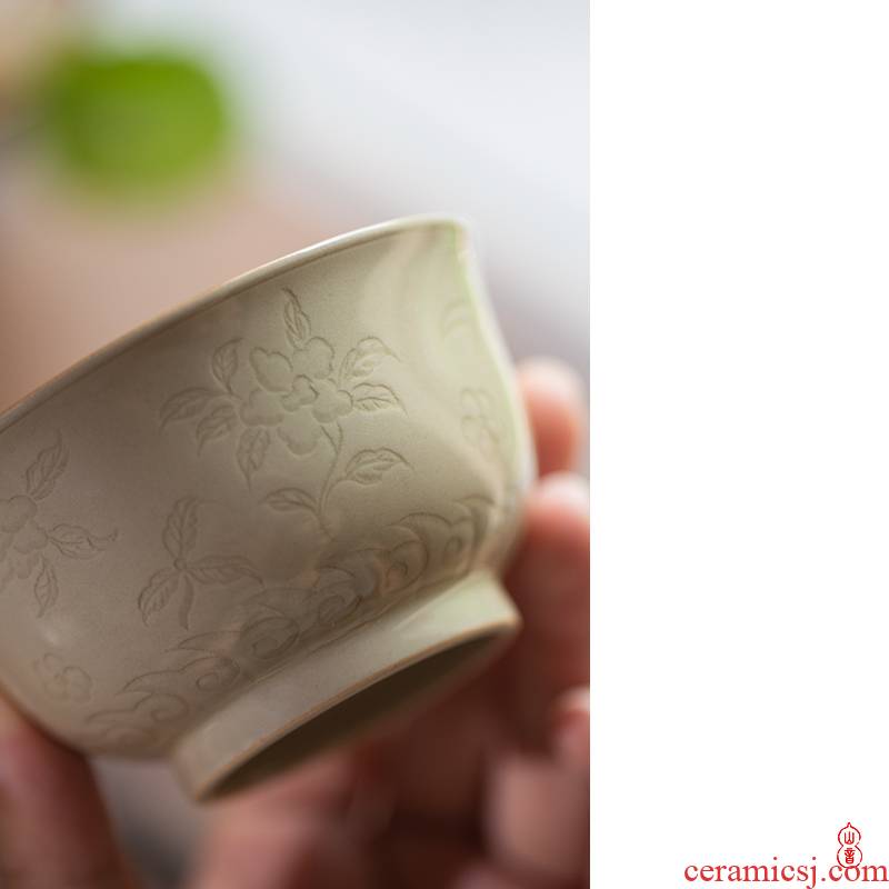Sprawling hand cup jingdezhen up a fold flowers pressure checking ceramic cups masters cup kung fu tea set