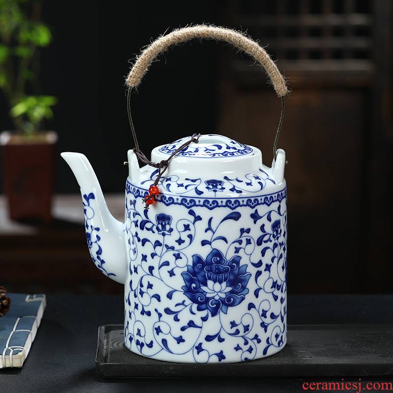 Old girder pot of ceramic pot of large capacity summer cool Chinese jingdezhen blue and white teapot single kettle pot of household
